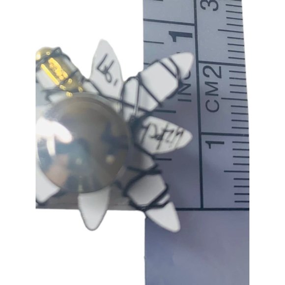 Liztech Signed Vintage 1997 Black Snowflake Lapel Pin Amber .75 inches - Picture 6 of 7